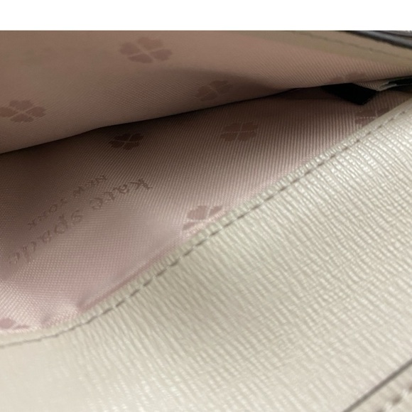 Kate Spade Bi fold wallet - Picture 7 of 10